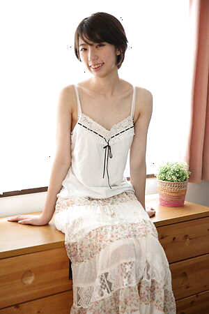Nanase Tsugu and Aiko Suzuhara pictures