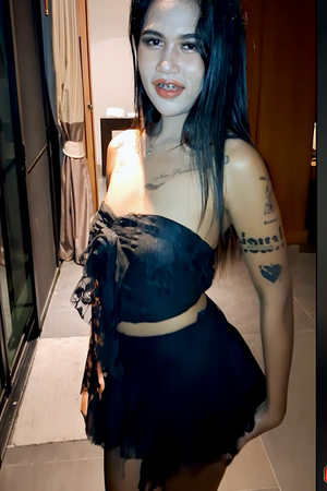 Fun loving Filipina offers white man sex with Katty tiny tits